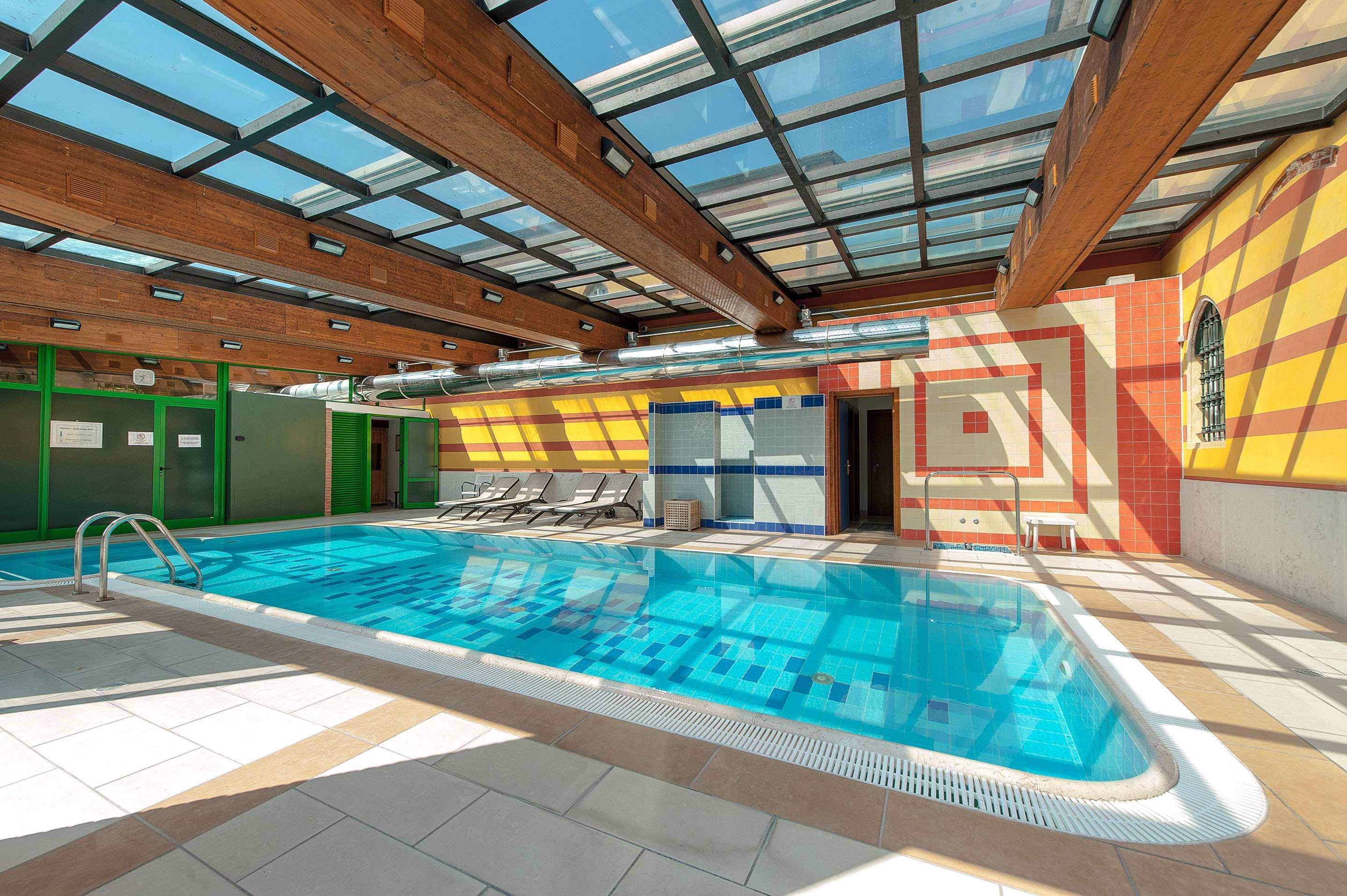 Hotel Villa Malaspina Castel d'Azzano Eksteriør bilde